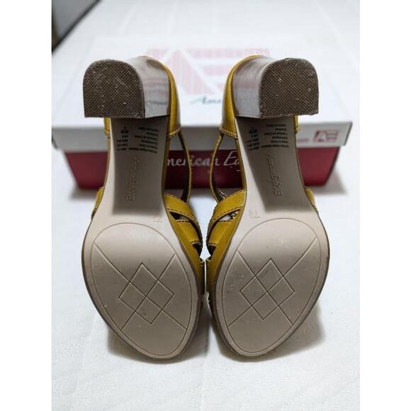 American Eagle Women's Yellow strappy Sandals Size 7.5 - Picture 5 of 9